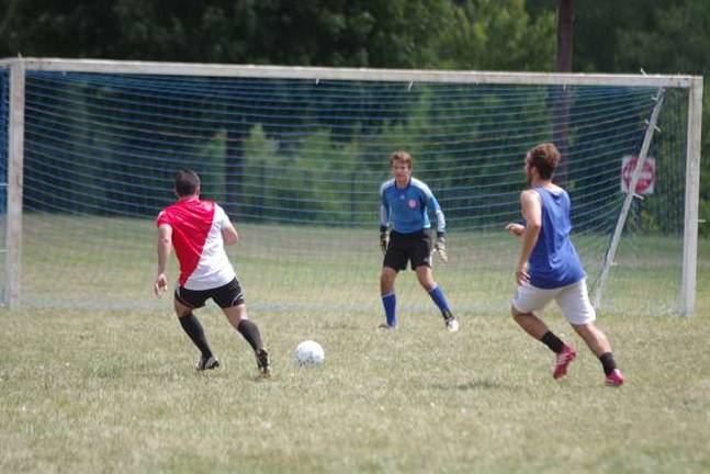 College soccer team prepares for season College soccer team prepares for season