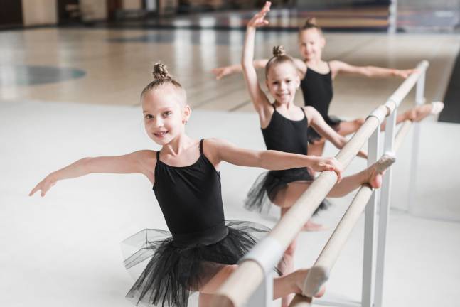 Physical activity in early childhood offers protection against heart disease later in life <a href="People photo created by freepik - www.freepik.com">freepik.com</a>