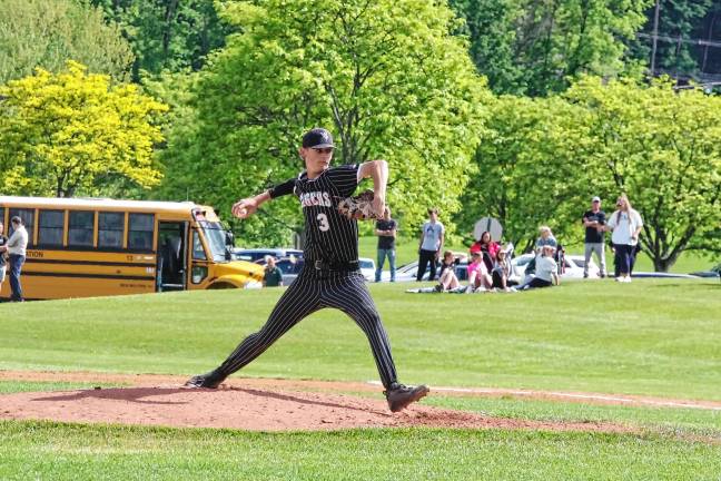Photos: Rangers advance to semifinal Wallkill Valley pitcher Tyler Haberstroh warms up on the mound. He threw 64 pitches in five innings, resulting in five strikeouts.