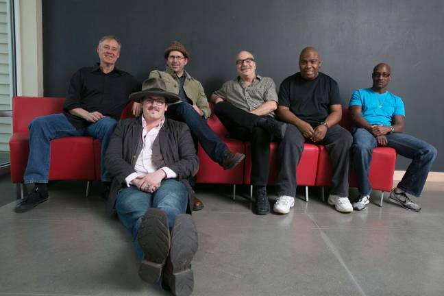 Bruce Hornsby bringing Noisemakers to MPAC Bruce Hornsby and the Noisemakers