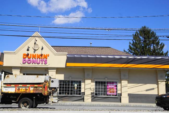 Readers who identified themselves as Pamela Perler, Craig Coykendall, Gloria Fairfield, Burt Christie, and Janice Bernhart knew last week's photo was of Dunkin Donuts, located on Route 94 in Vernon Township.