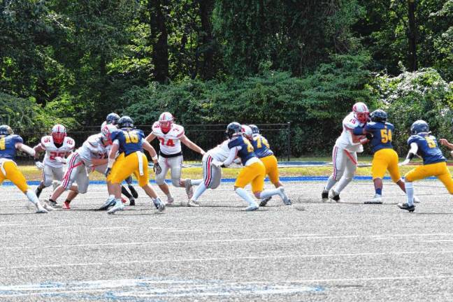 Football roundup: High Point beats Jefferson <b>HP1 High Point plays Jefferson there Saturday, Aug. 30. (Photo by Maria Kovic)</b>