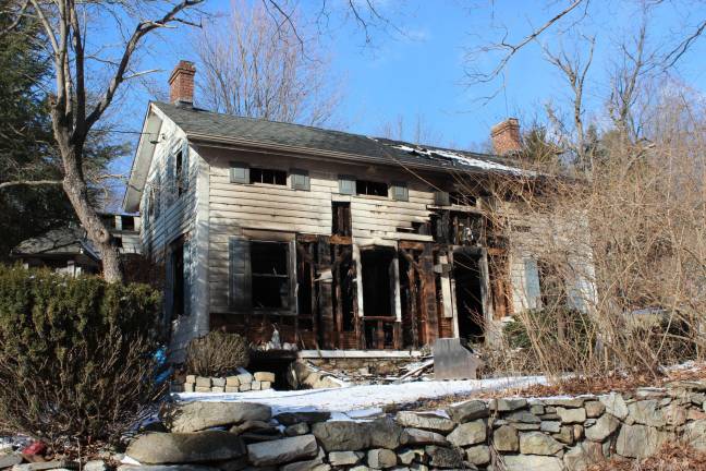 Fire destroys historic home