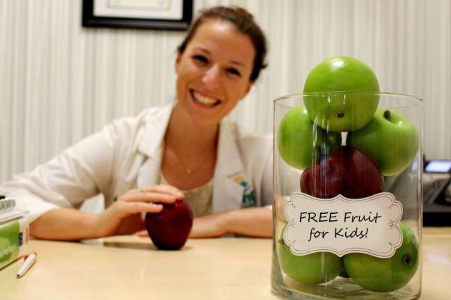 ShopRite offers free fruit for kids ShopRite offers free fruit for kids