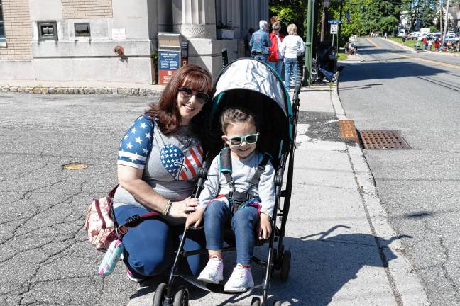Photos: Memorial Day Parade in Franklin Rhonda Tisco with her daughter Laylah, 3.