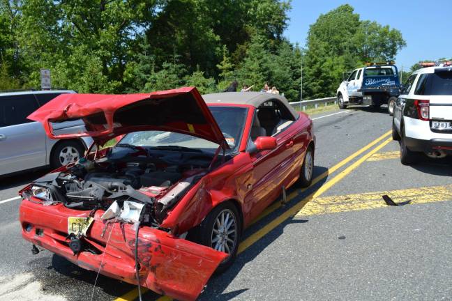 Sparta HS students involved in serious auto collision The 17-year-old female that was driving this car and her two passengers were uninjured in Tuesday's afternoon accident. The vehicle crashed into five other vehicles and injured three. The driver was charged with careless driving.