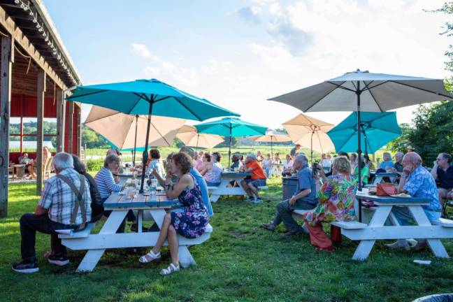 Local gardeners win props for their crops at Kitchen Garden Tour After touring the gardens, event attendees joined gardeners at Meadow Blues Coffee in Chester, N.Y for an after-party, where they voted for their favorite gardens. Photo: Aja Brandt.