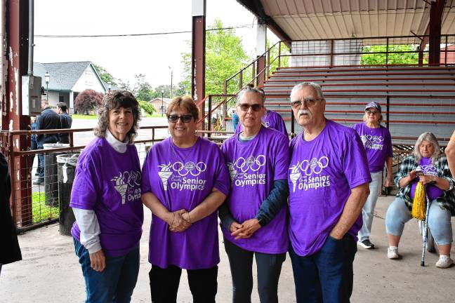 Montague wins gold in Senior Olympics <b>Judy Decker, Linda Columbo, and Diane Cole and Cole of the Montague team.</b>