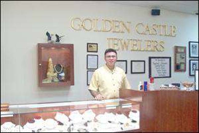 Golden Castle jewelry store celebrates 20 years Golden Castle jewelry store celebrates 20 years