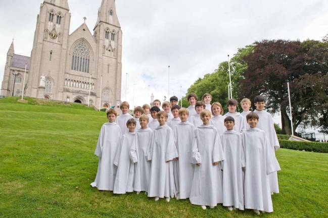 British Boys, Scooby Snacks, Griffin Dishes and Rich Little British boys choir Libera.