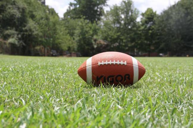 Wallkill Valley tops High Point, 23-20 Wallkill Valley tops High Point, 23-20