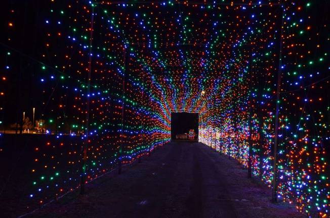 Skylands Stadium to ring in holidays with light show