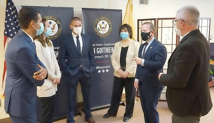 Gottheimer sounds alarm on the worsening opioid epidemic during COVID U.S. Rep. Gottheimer in Newton with former Gov. Jim McGreevey; The Center for Prevention and Counseling’s executive director, Becky Carlson; Dr. Aakash Shah, MD, of Hackensack University Medical Center and medical director at New Jersey Reentry Corp; Robert Carter, director of operations at the New Jersey Reentry Corp.; and Leanne, a local resident in longtime recovery who works with the Center. (Photo provided)