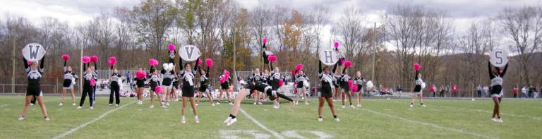 Barlow, Weiss lead Rangers over Patriots The Wallkill Valley Regional High School cheerleaders perform during halftime.