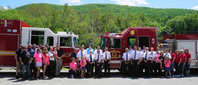 PHOTOS BY JANET REDYKE The Vernon and Highland Lakes Volunteer Fire Departments, Auxiliary Members, and families pose after the Memorial Day parade.