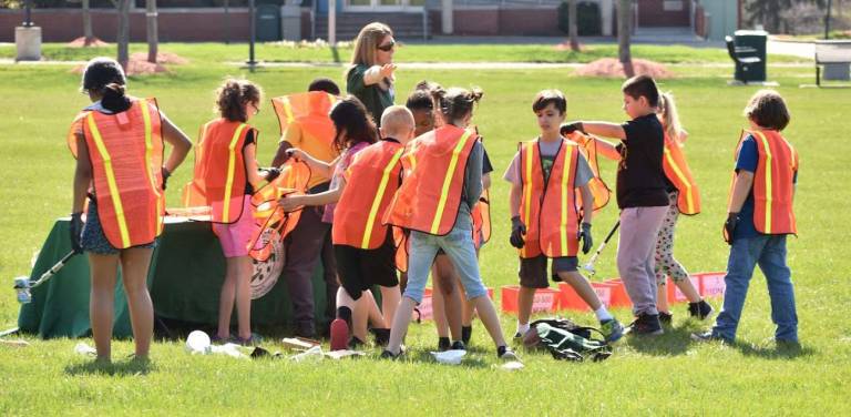 Students get environmental lesson