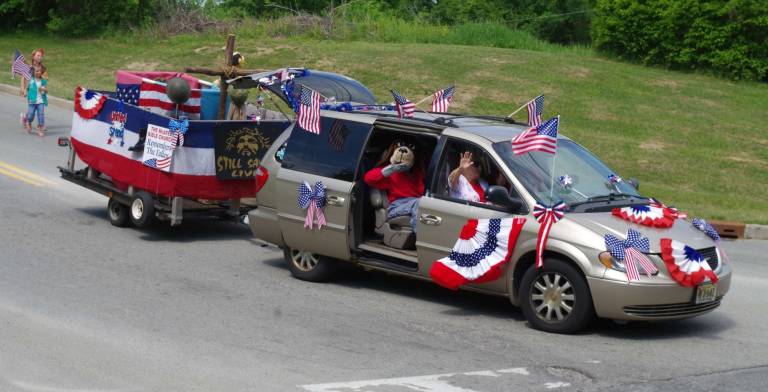Township’s annual veteran’s tradition continues This float was the work of the McAfee Bible ChurchþÄôs Faith With Love Fellowship.