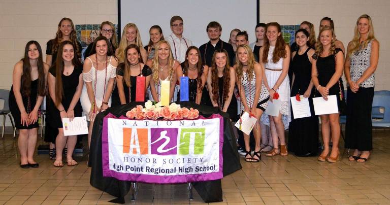 Art honor society inducts new members