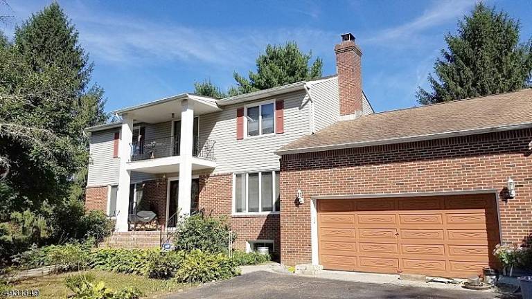 Stunning six-bedroom colonial has room to spare Stunning six-bedroom colonial has room to spare