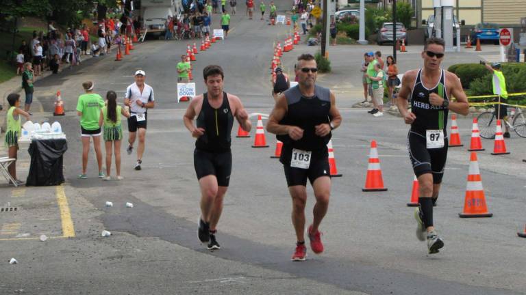 Registration open for annual traithlon Registration open for annual traithlon