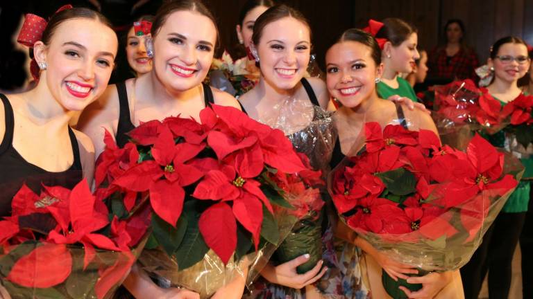 Dance Expression hosts annual holiday show Dance Expression hosts annual holiday show