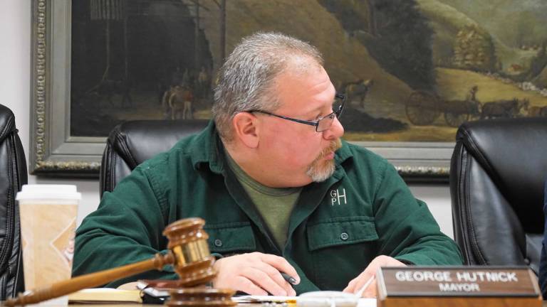 Ogdensburg looks to stop 'engine braking' Ogdensburg looks to stop 'engine braking'