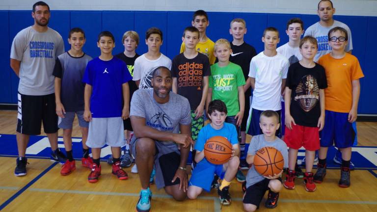 Crossroads basketball camp comes to area Crossroads basketball camp comes to area