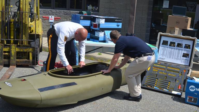 Franklin police unveil equipment Franklin police unveil equipment