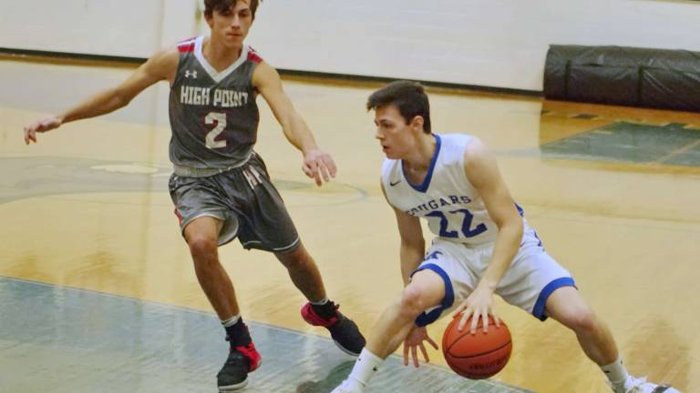 High Point handles Kittatinny on hardwood High Point handles Kittatinny on hardwood