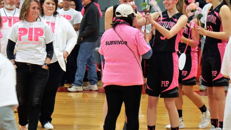 High Point basketball raises money for cancer survivors High Point basketball raises money for cancer survivors