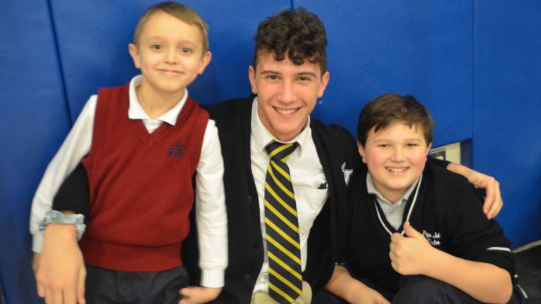 Linking Lions helps students bond Linking Lions helps students bond