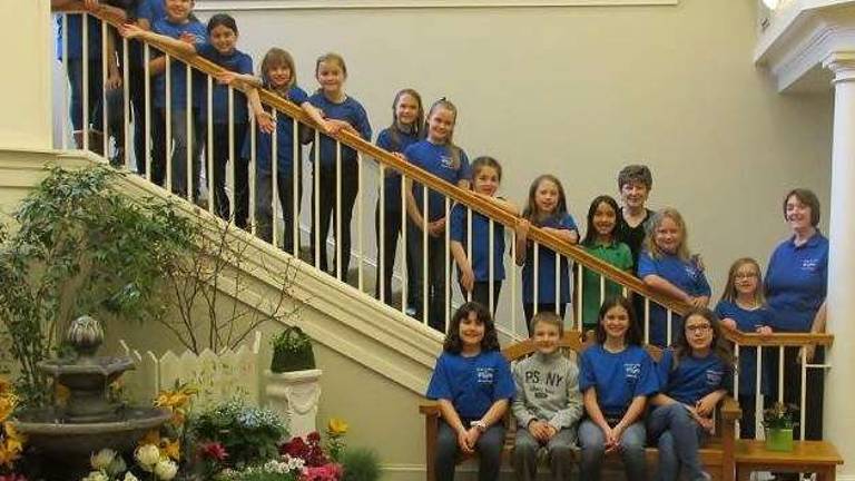 Children's Chorus performs at retirement center Children's Chorus performs at retirement center