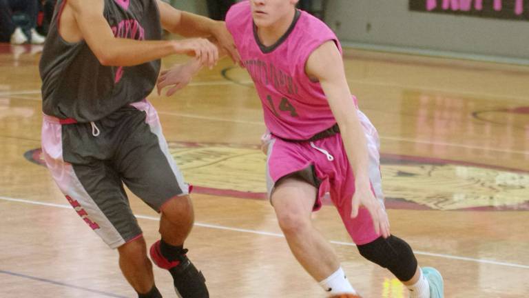 High Point beats Vernon in Pretty-in-Pink game High Point beats Vernon in Pretty-in-Pink game