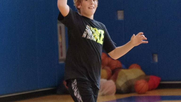 Crossroads basketball camp comes to area Crossroads basketball camp comes to area