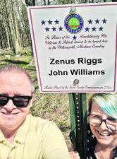 <b>Lisaann VanBlarcom Permunian, right, is shown with Vernon Mayor Anthony Rossi.</b>