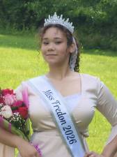 <b>Miss Fredon</b>