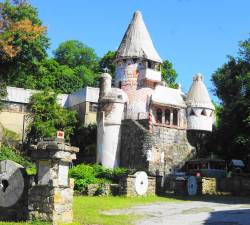 Readers who identified themselves as Beth Willis, Debbie Roberts, David Cole, Cheryl Talmadge and Pam Perler knew last week's photo was of the Gingerread Castle in Hamburg.