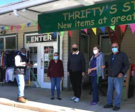Thrifty’s holds grand opening