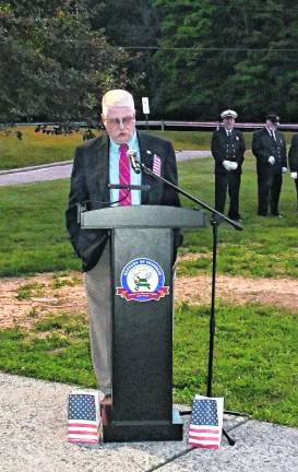 Franklin Mayor John M. Sowden gives a speech.