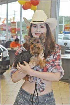 A bouquet of daisy dukes