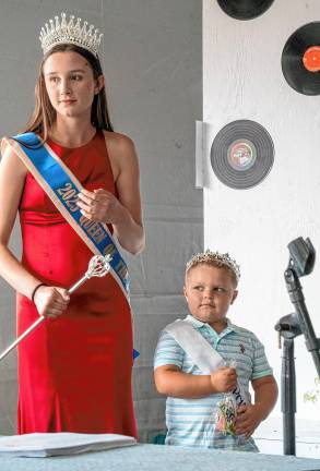 <b>Sophie Schaeffner, Queen of the Fair, with </b>Colton Ross <b>on Tuesday, Aug. 5. (Photo by Nancy Madacsi)</b>