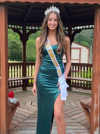 Kayla Van Ginneken, a junior at Wallkill Valley Regional High School, was crowned Miss Hardyston 2023. (Photos provided)