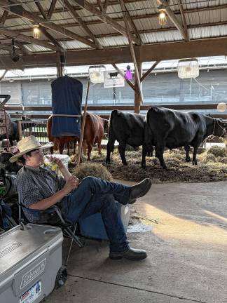 <b>Evening in the barn Saturday, Aug. 2. (Photo by Denise von Wilke)</b>