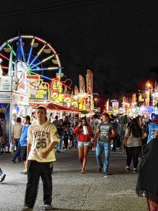 <b>The fair Saturday night, Aug. 2. (Photo by Denise von Wilke)</b>