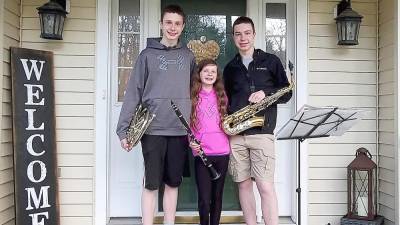 Sparta music students give front porch concerts