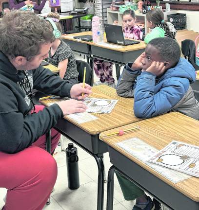 Wallkill Valley NEHS students expand community service