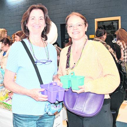 Chris Bareri of Middletown, N.Y., and Linda Kelly of STockholm pose for a photo.