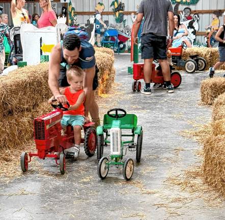 <b>Children play Tuesday, Aug. 5. (Photo by Denise von Wilke)</b>