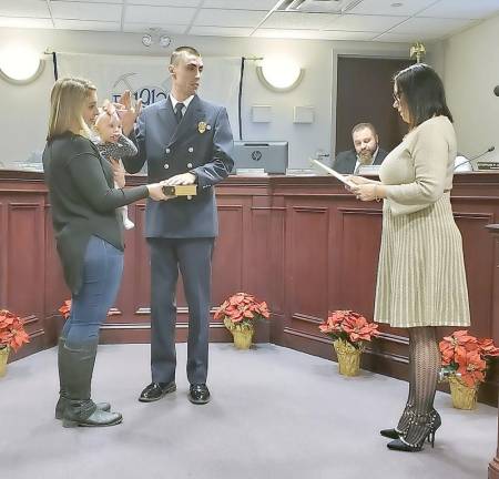 Khyle Conklin is sworn in as Franklin Fire Department Chief.