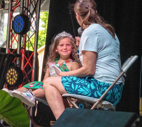 <b>Little Miss Sandyston Taylor Tanzola is interviewed during the Little Royalty presentation Tuesday, Aug. 5. (Photo by Nancy Madacsi)</b>
